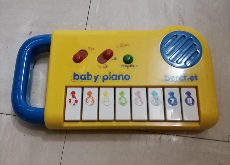 BABY PIANO